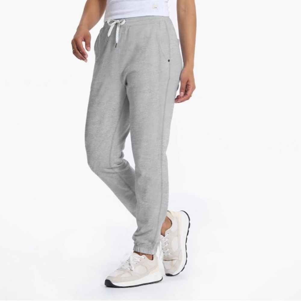 Vuori Laguna Lounge Pant 2.0 - Light Heather Grey - Sz - Medium (B344) $84